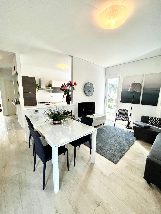 Your Familyapartment In Сирмионе Экстерьер фото