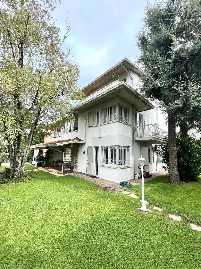 Your Familyapartment In Сирмионе Экстерьер фото